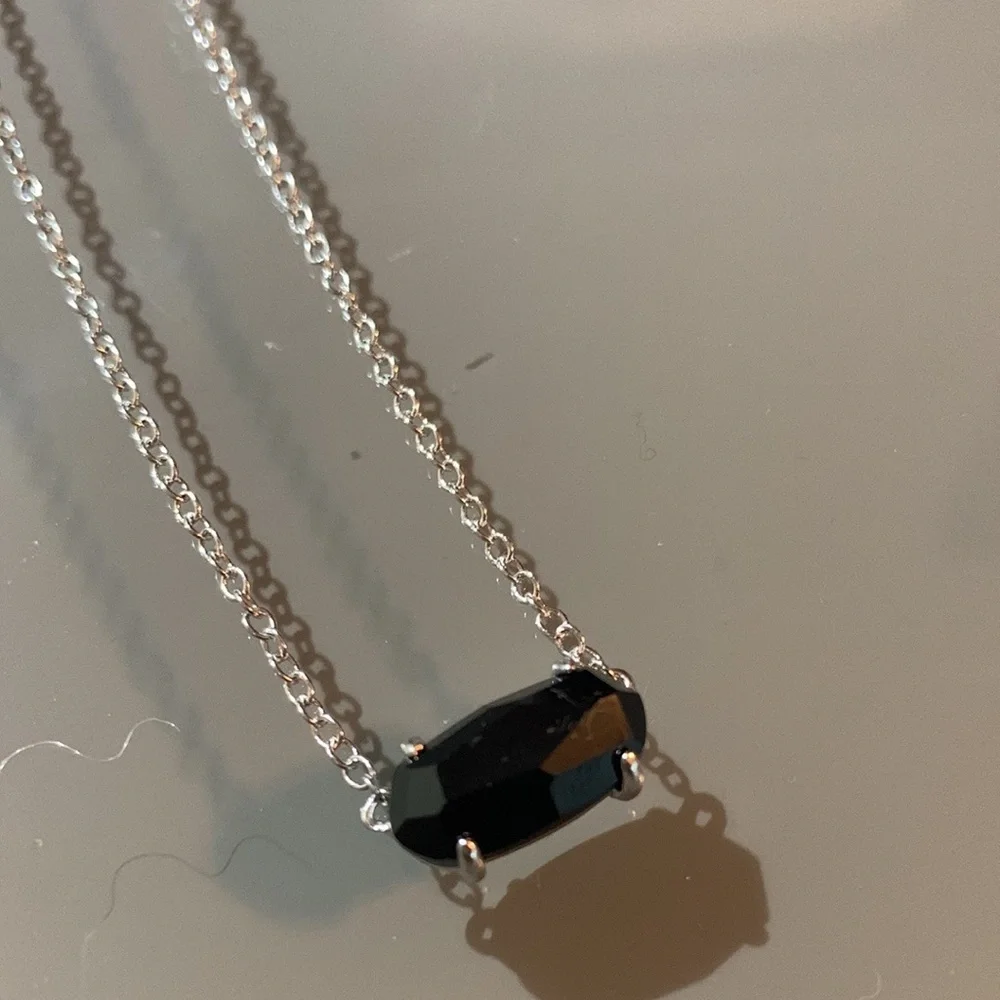 KENDRA SCOTT Ever Black stone rhodium Pendant Necklace